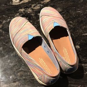 Toms Avalon